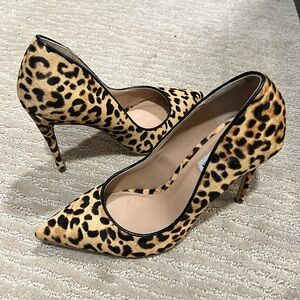 Steve Madden Leopard Pumps